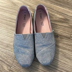 Womens Silver Toms - size 9